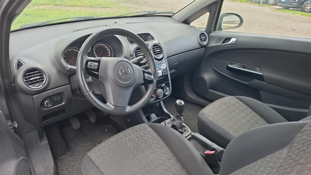 Opel Corsa 1.2 85CV 3 porte GPL-TECH b-color