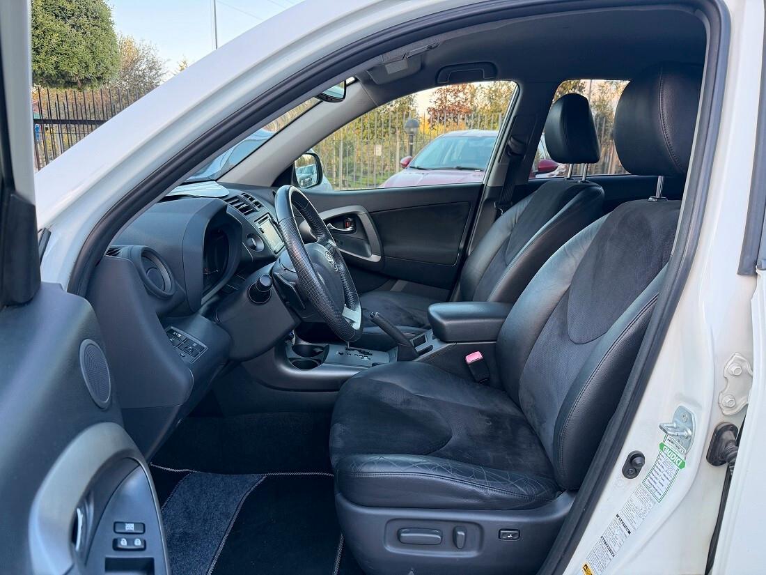 Toyota RAV 4 2.2D 150CV 5AUT 5P - 2012
