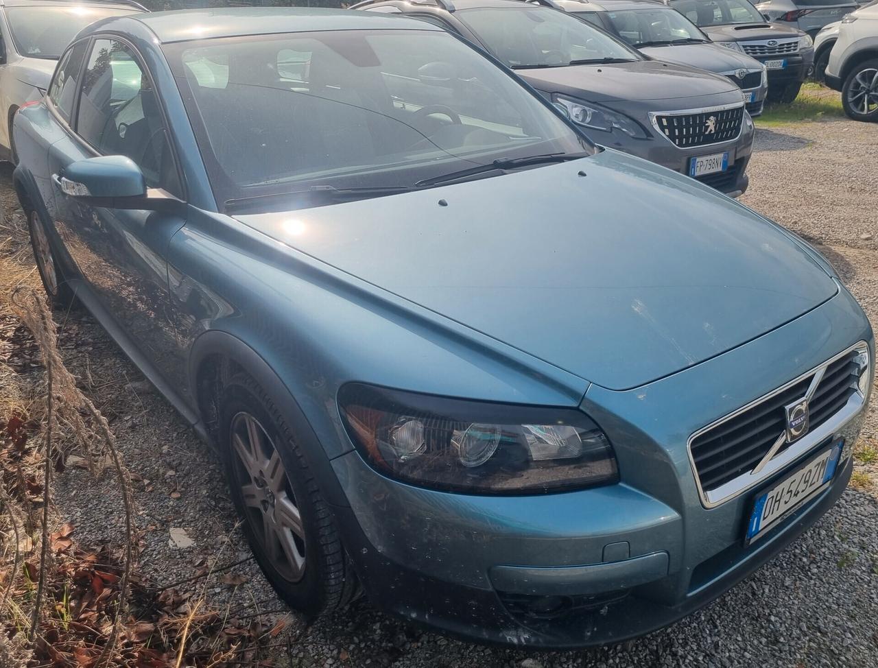 Volvo C30 1.6 R- DESIGN OK NEOPATENTATI