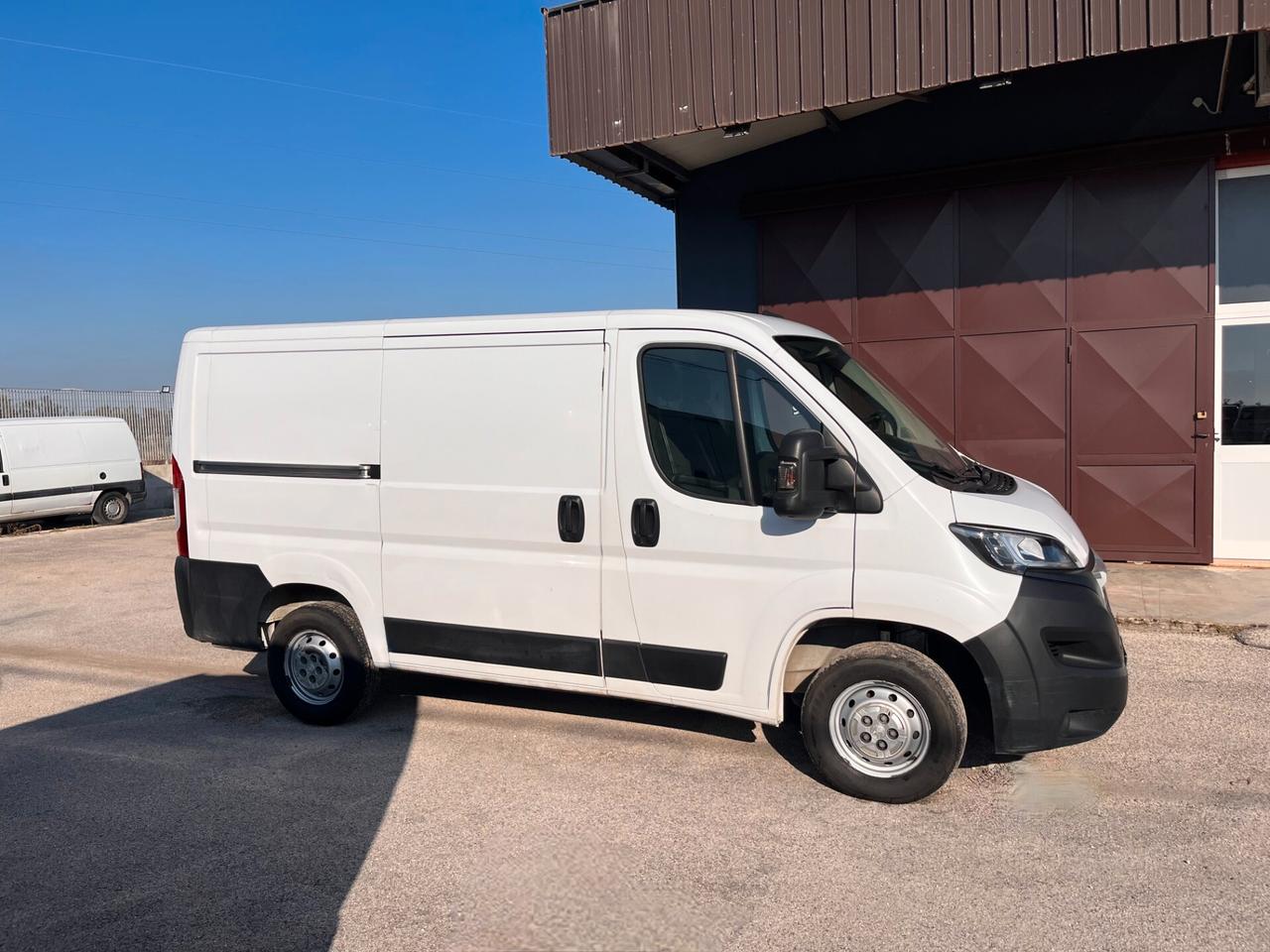 PEUGEOT BOXER 328 L1H1 2.2 BlueHDi 120 CV * FURGONE