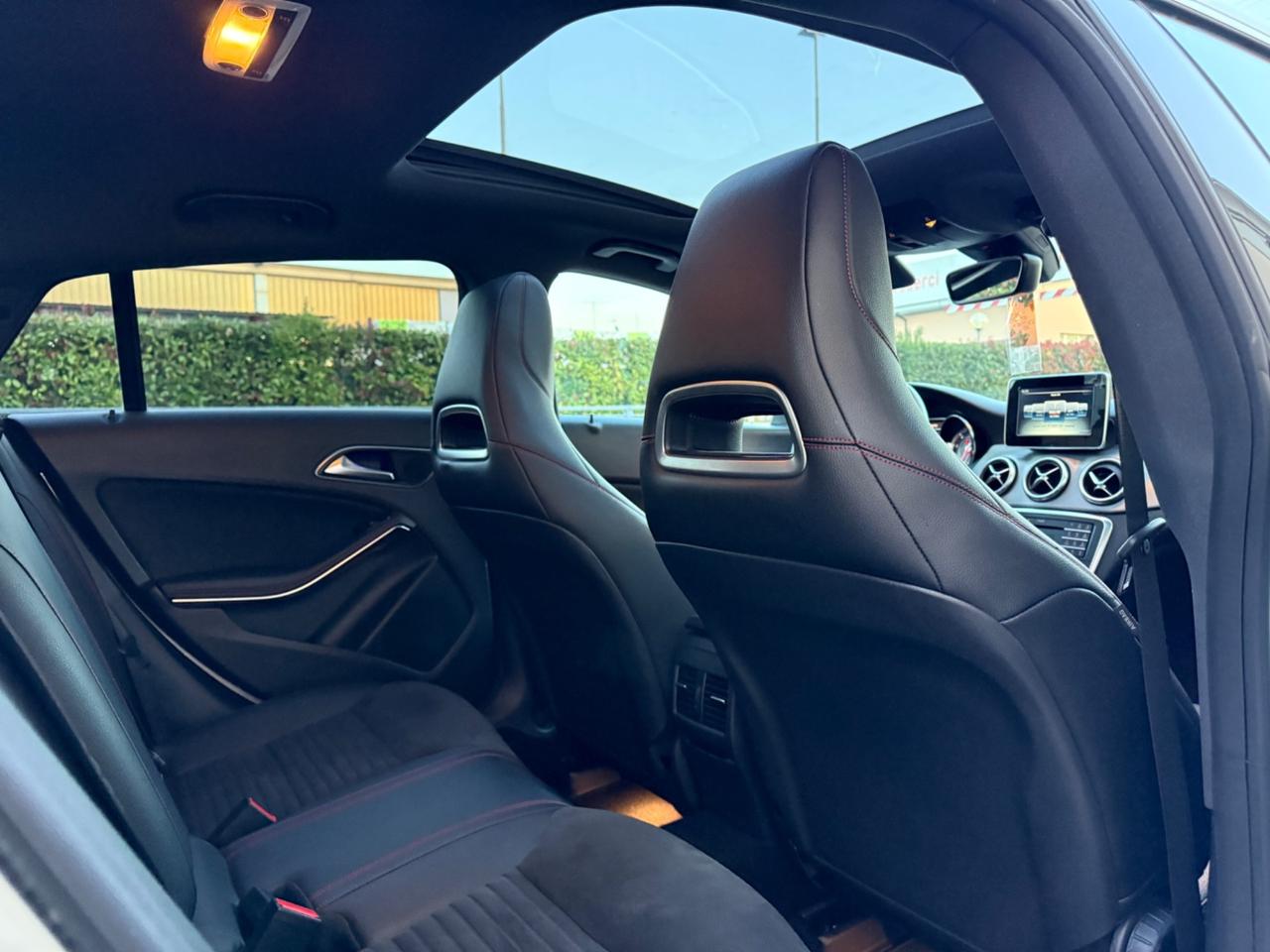 Mercedes-benz CLA 250 .4Matic Automatic Premium