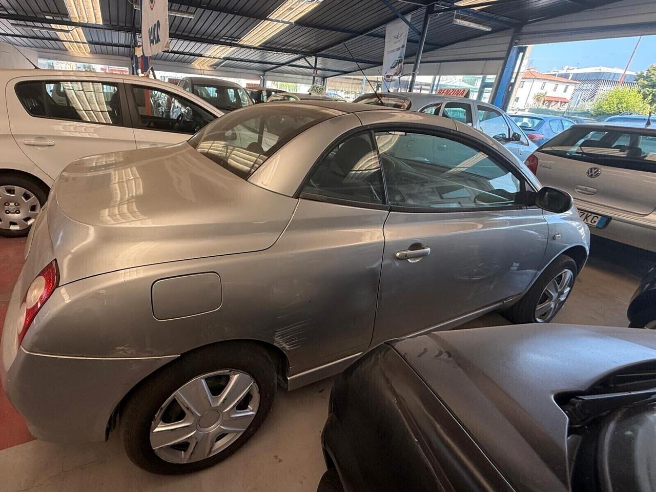 Nissan Micra C+C 1.4 16V Sport