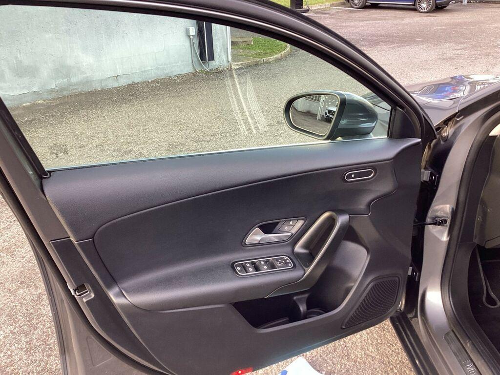 Mercedes Classe A 180 180 D Advanced 8G-DCT