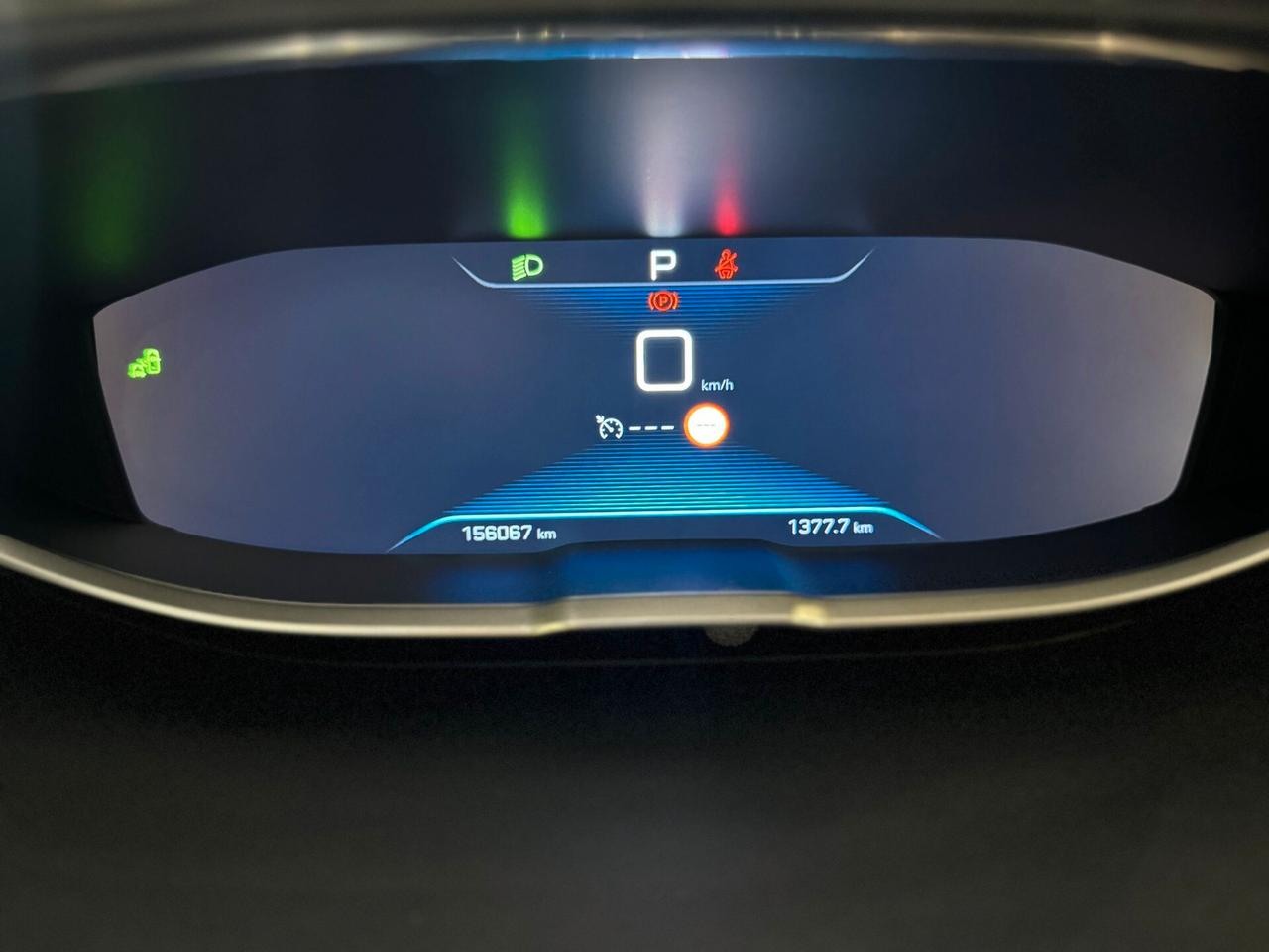 PEUGEOT 5008 GT LINE