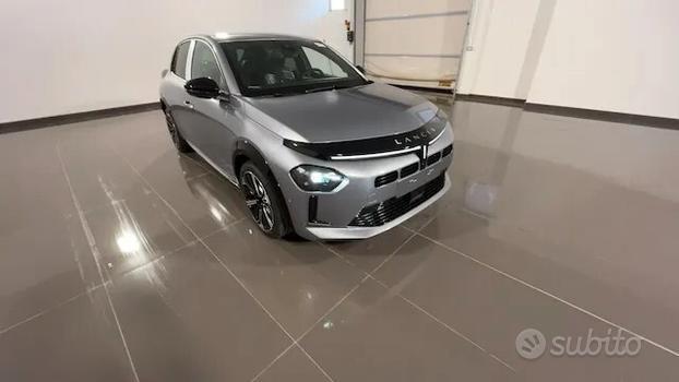 Lancia Ypsilon Hybrid e-DCT Edizione Limitata Cass