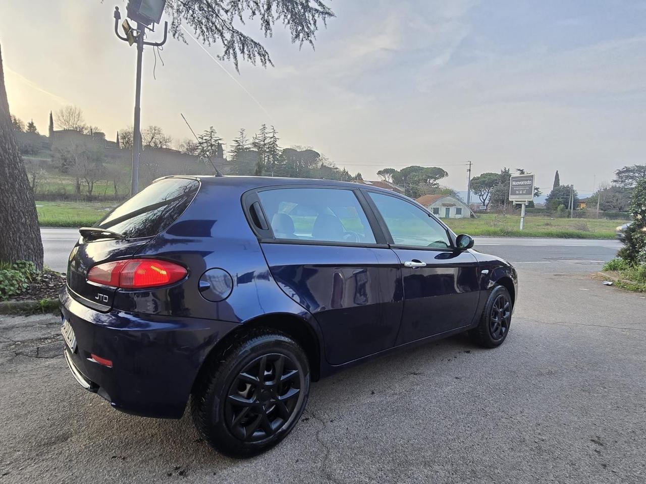 Alfa Romeo 147 1.9 JTD M-JET 16V 5 porte Prog.