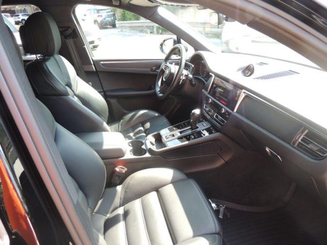 PORSCHE Macan 2.0