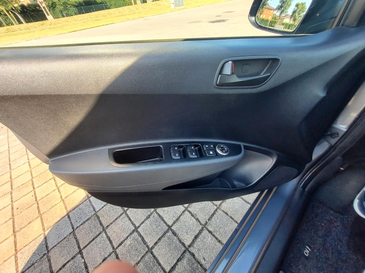 Hyundai i10 1.0 LPGI Econext Login