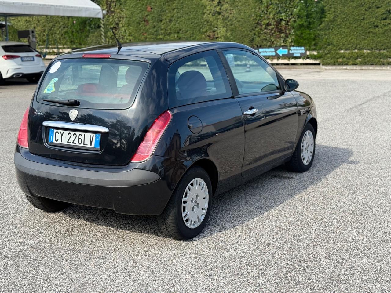 Lancia Ypsilon 1.2 Oro