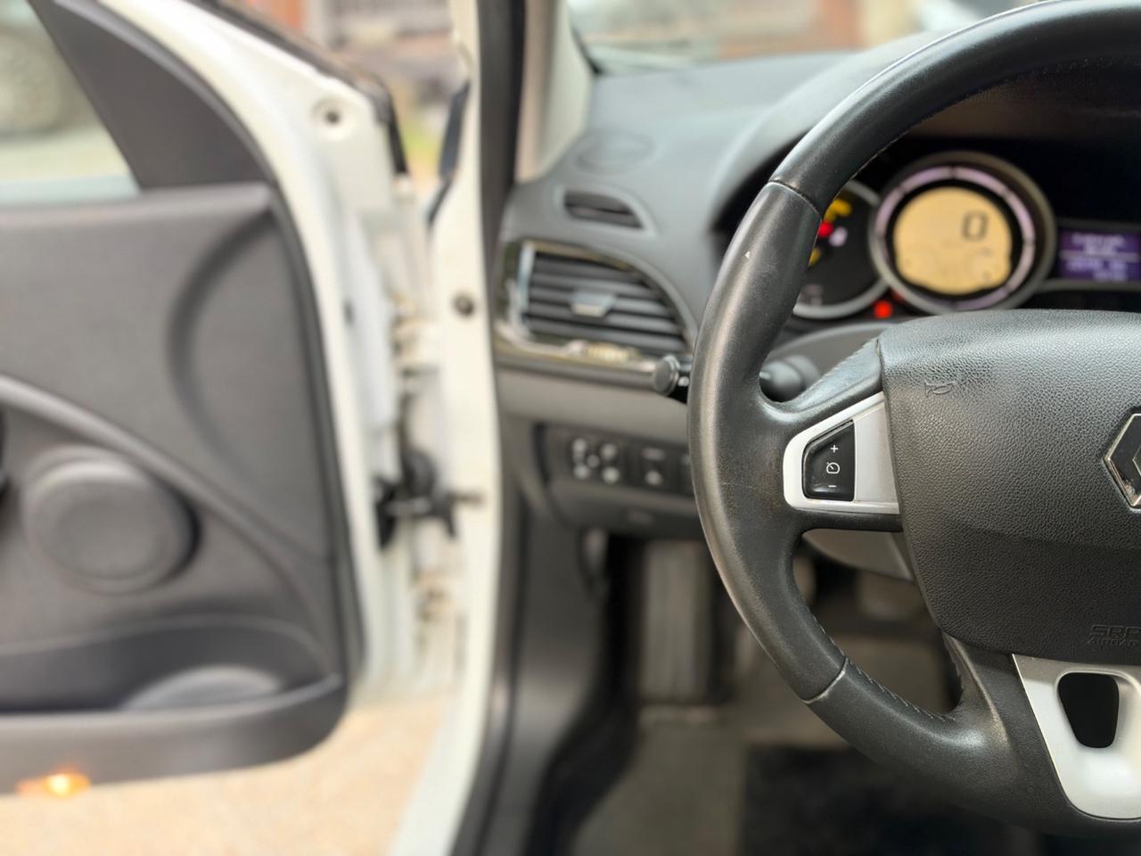 Renault Mégane 1.5 dCi 110CV SporTour Attractive