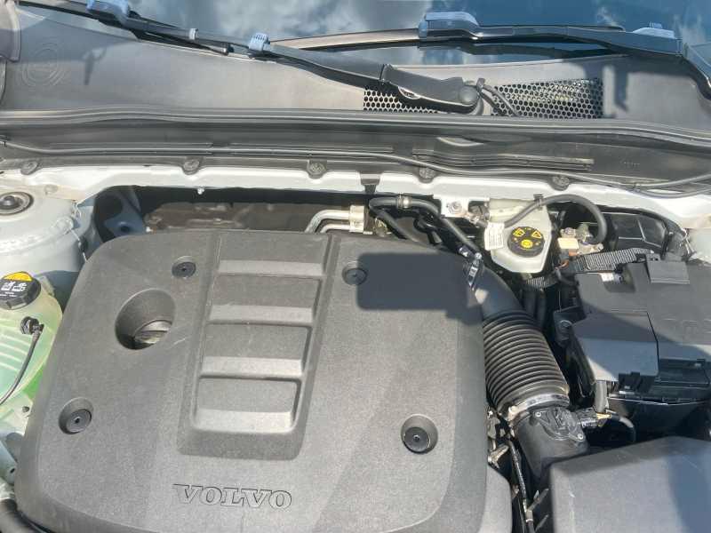 VOLVO XC40 2.0 d3 Momentum Core AuTo