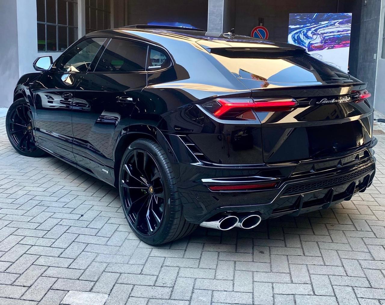 Lamborghini Urus 4.0 - prezzo top italia