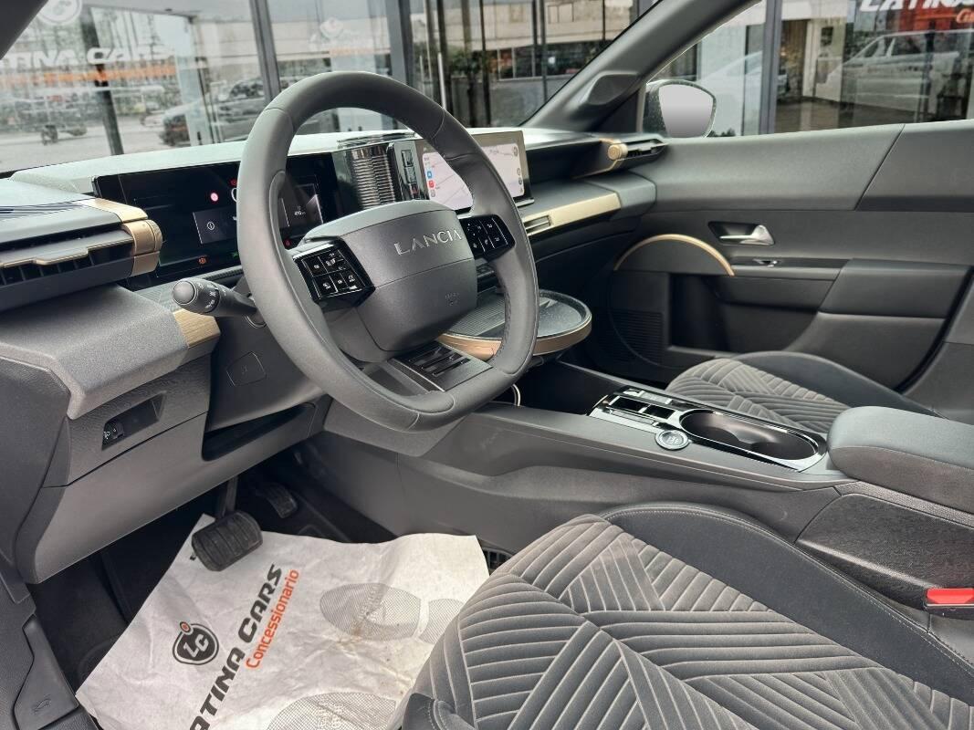 Lancia Ypsilon 1.2 mhev LX 110cv AUTOMATICA TELECAM 360