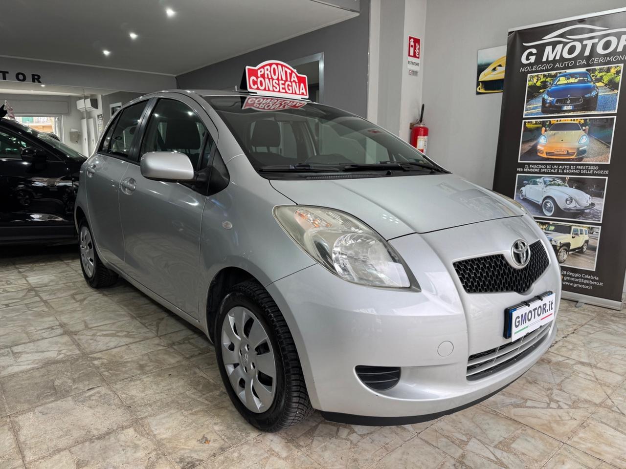 Toyota Yaris 1.0 benzina 5 porte Sol