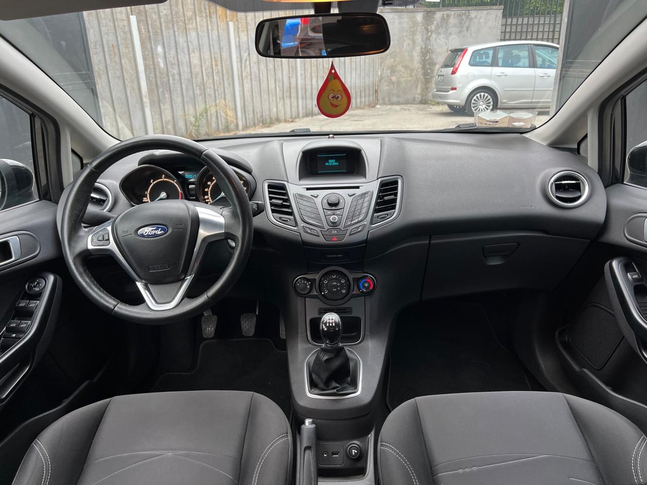 Ford Fiesta 1.5 TDCi 75CV 5 porte Black & White Edition
