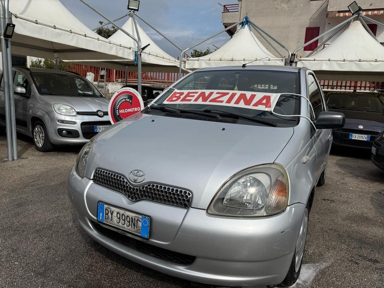 Toyota Yaris 1.0 benzina 2003 169,000Km