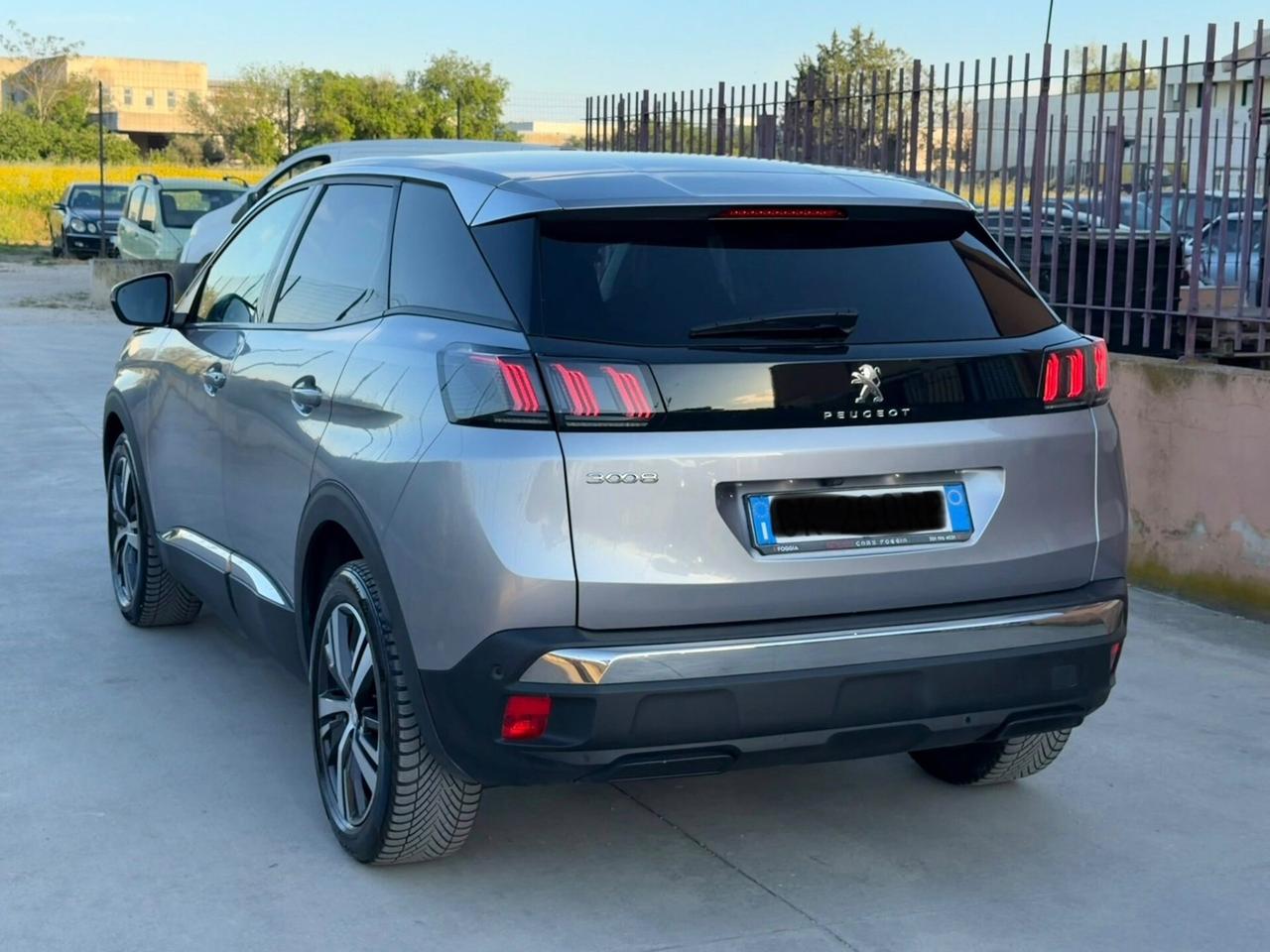 Peugeot 3008 BlueHDi 130 S&S EAT8 Allure