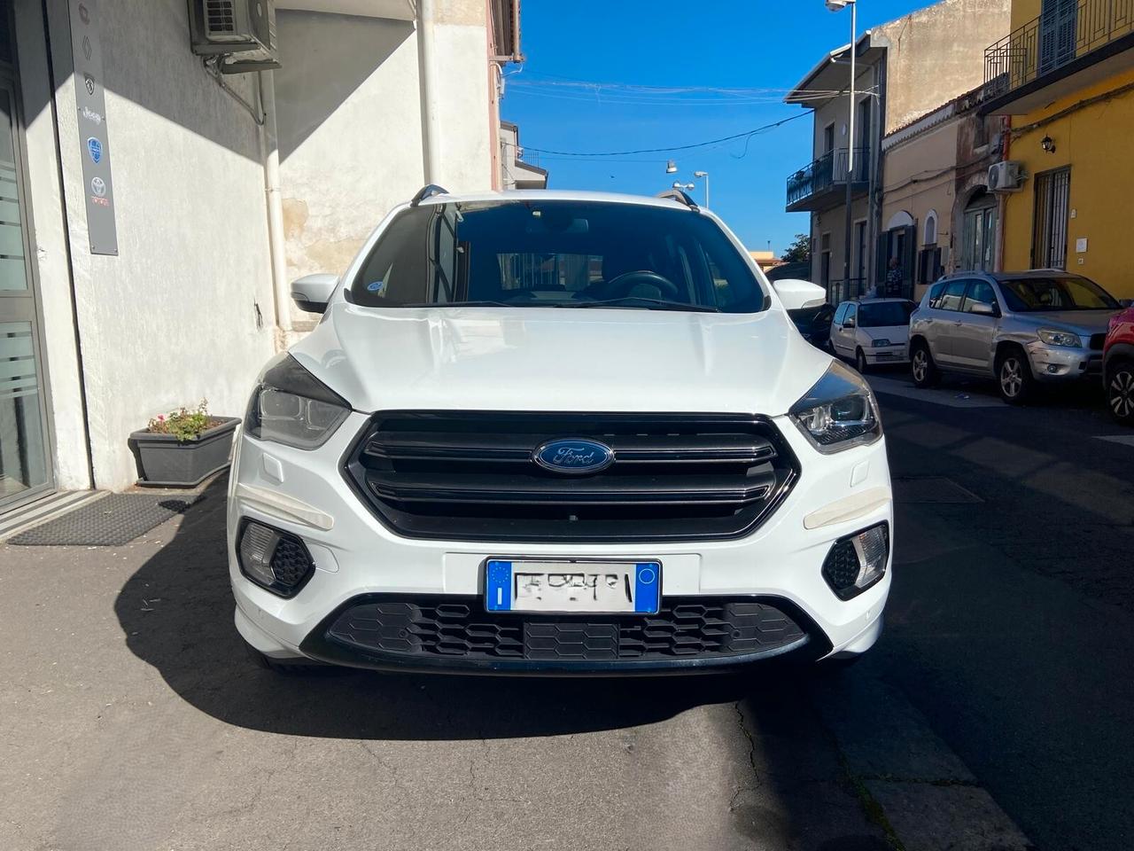 Ford Kuga 2.0 TDCI 120 CV S&S 2WD ST-Line