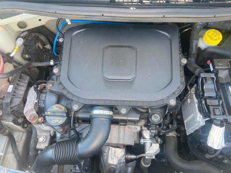 FIAT Panda 1.0 firefly hybrid Cross 70cv 5p.ti