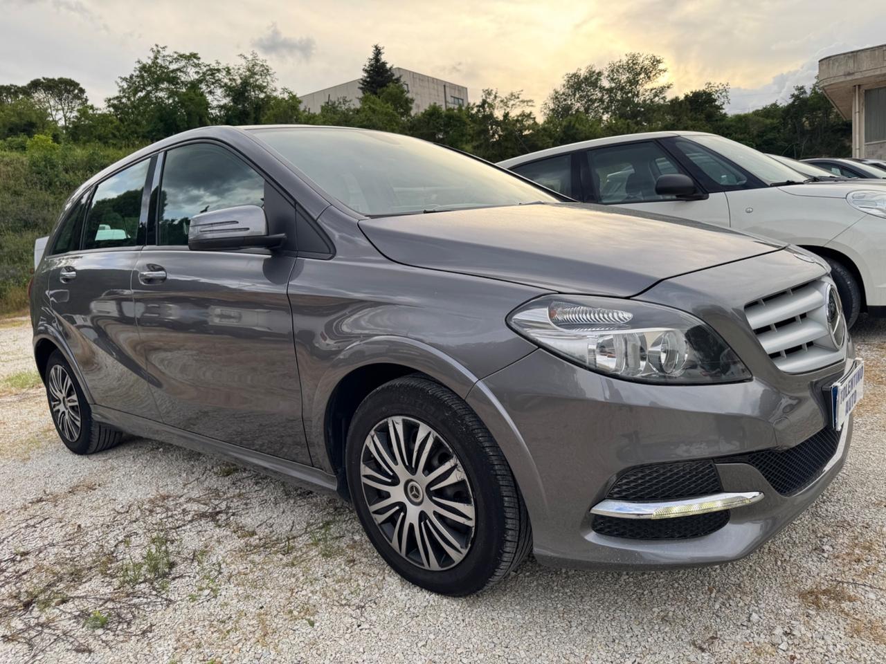 Mercedes-benz B 200 c Executive