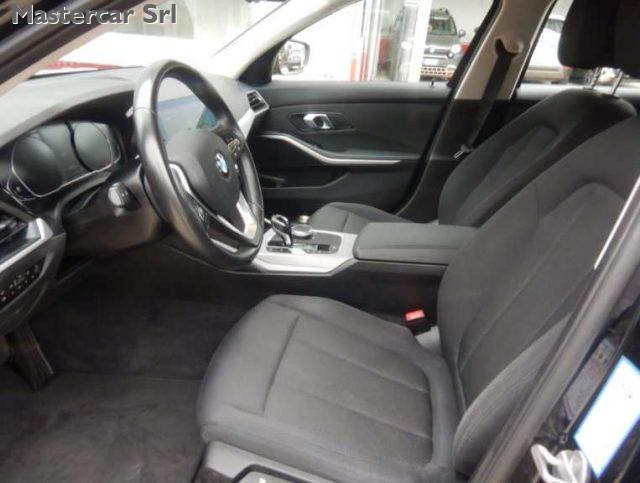 BMW 320 320d Touring mhev 48V xdrive - GC501JJ