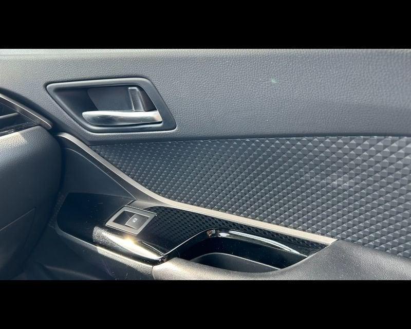 Toyota C-HR 1.8 Hybrid E-CVT Trend