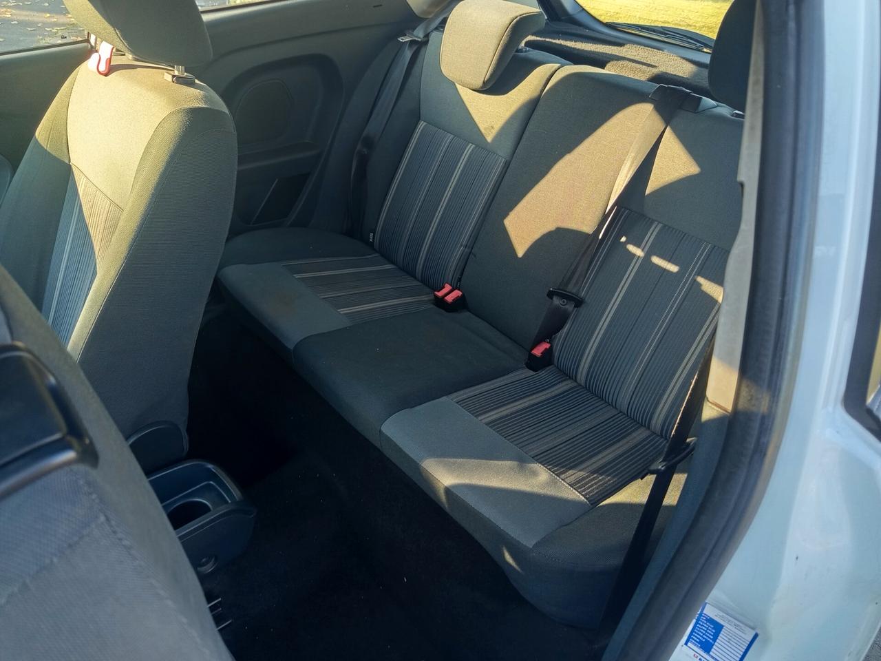Ford Fiesta 1.4 3 porte Bz.- GPL Titanium