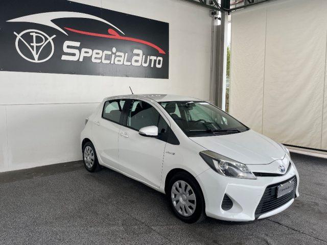 TOYOTA Yaris 1.5 Hybrid lounge 71000km