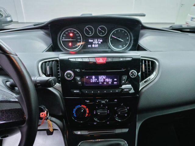 LANCIA Ypsilon 1.2 69 CV 5 porte Gold