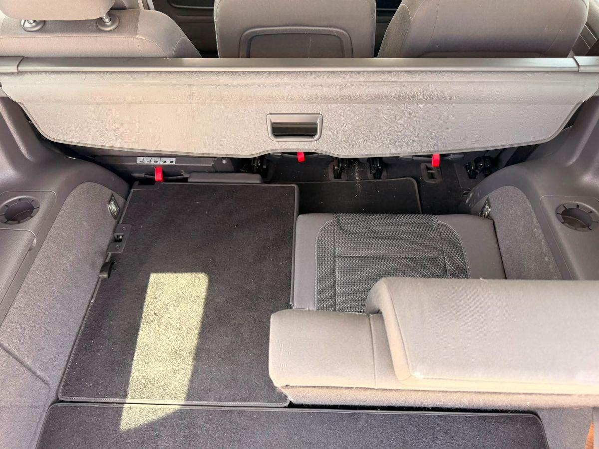 VOLKSWAGEN - Touran - 1.6 TDI DSG Comfortline 7 POSTI