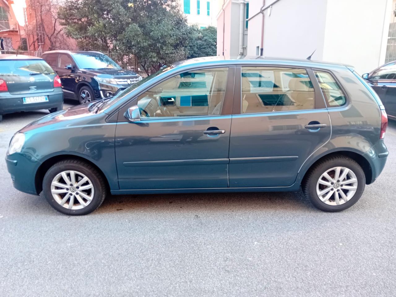 Volkswagen Polo 1.4/80CV 16V 5p