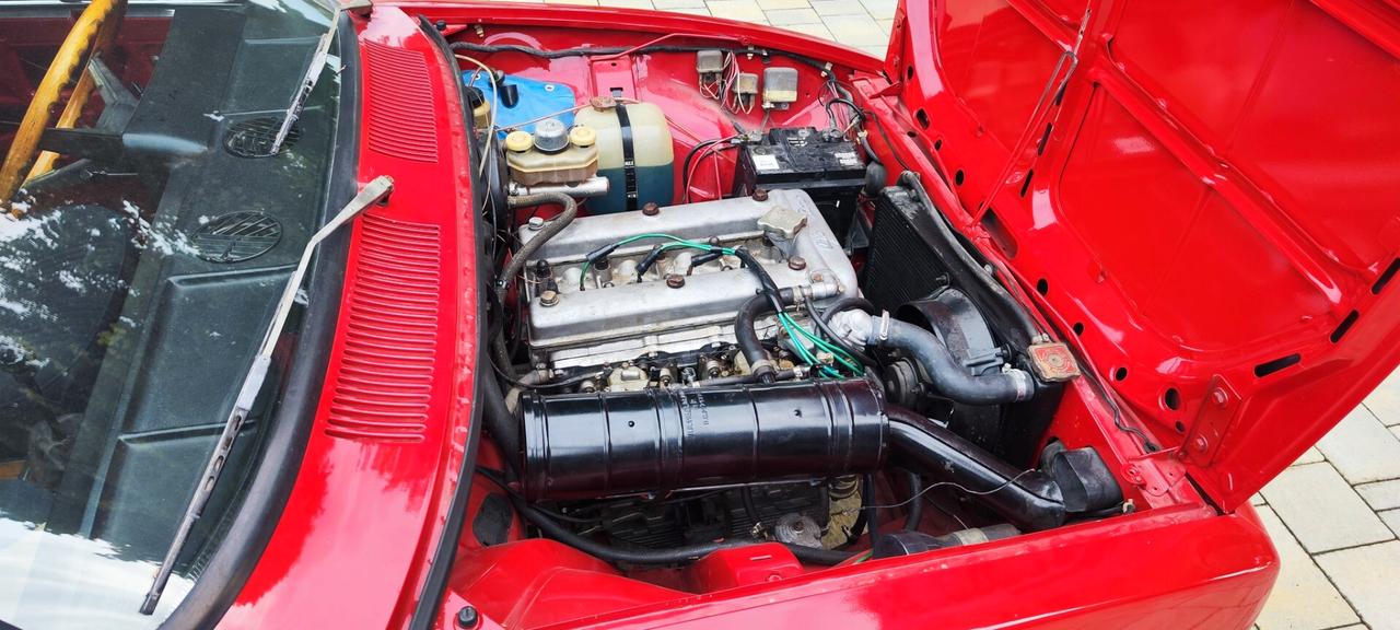 RARA Alfa Romeo Alfetta 1800 SCUDO STRETTO (ROSSO 501)