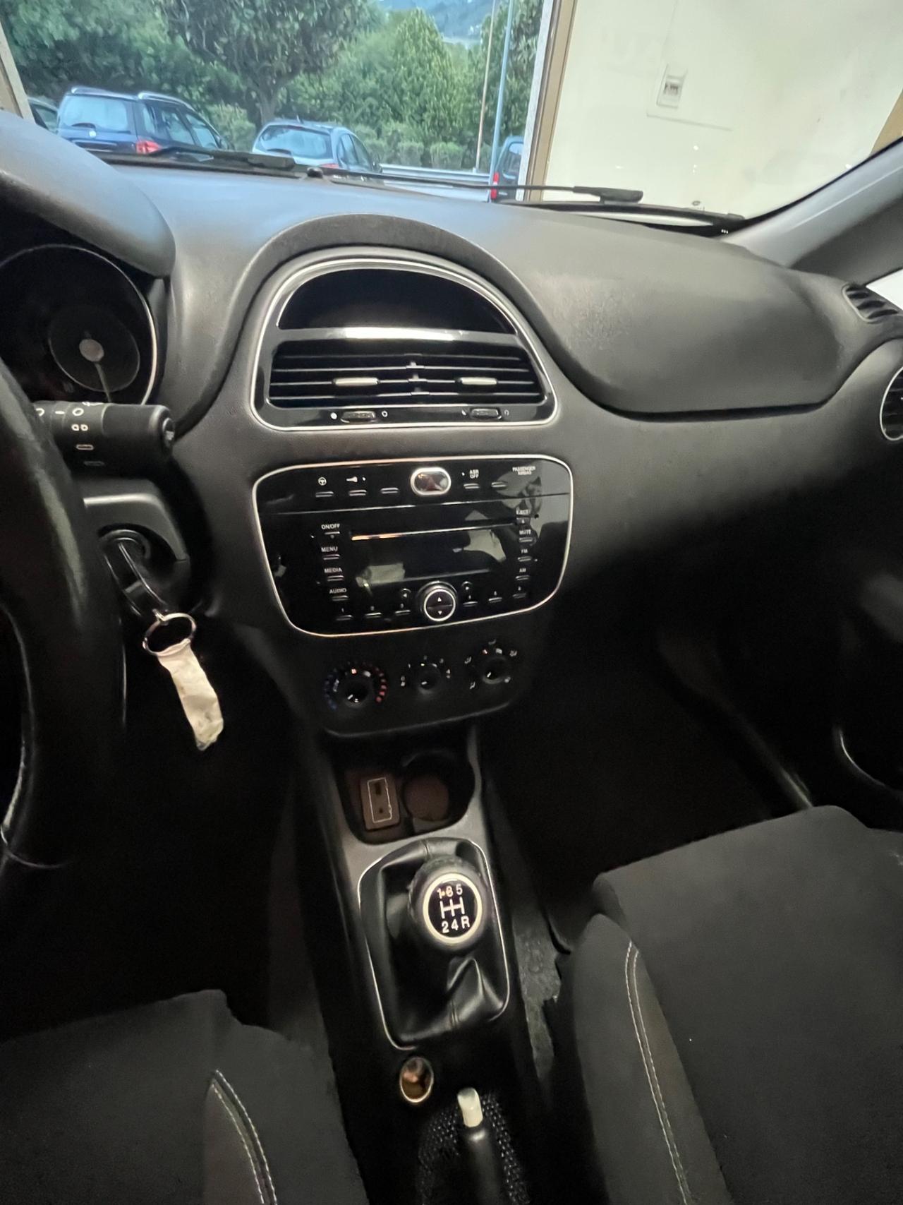 Fiat Punto 1.3 MJT II 75 CV 5 porte Street