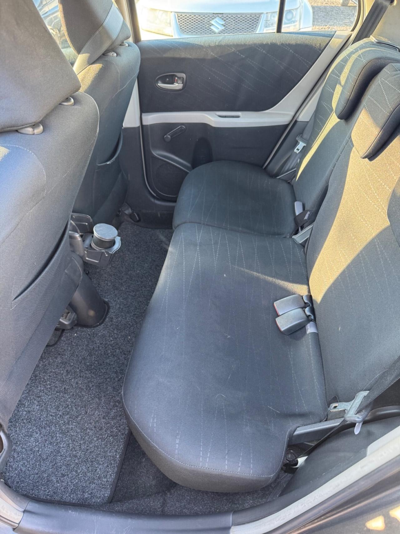Toyota Yaris 1.3 5 porte M-MT Navi