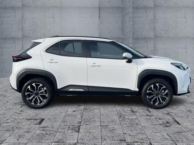 TOYOTA Yaris Cross 1.5 Hybrid 5p -CVT-Pack Inverno-Full-Nuova Km0