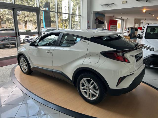 TOYOTA C-HR 1.8 Hybrid E-CVT Active