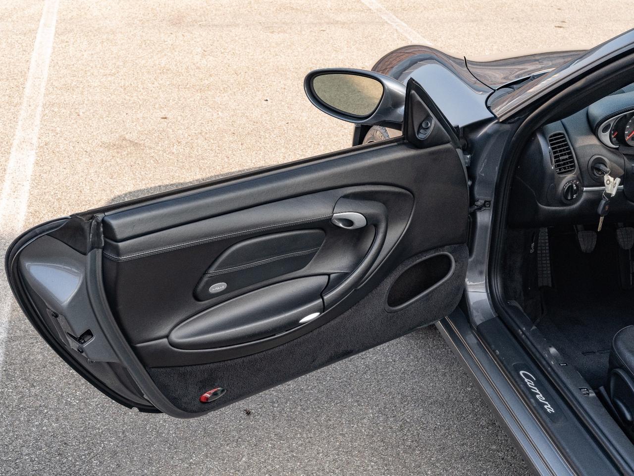 Porsche 911 Carrera cat Cabriolet