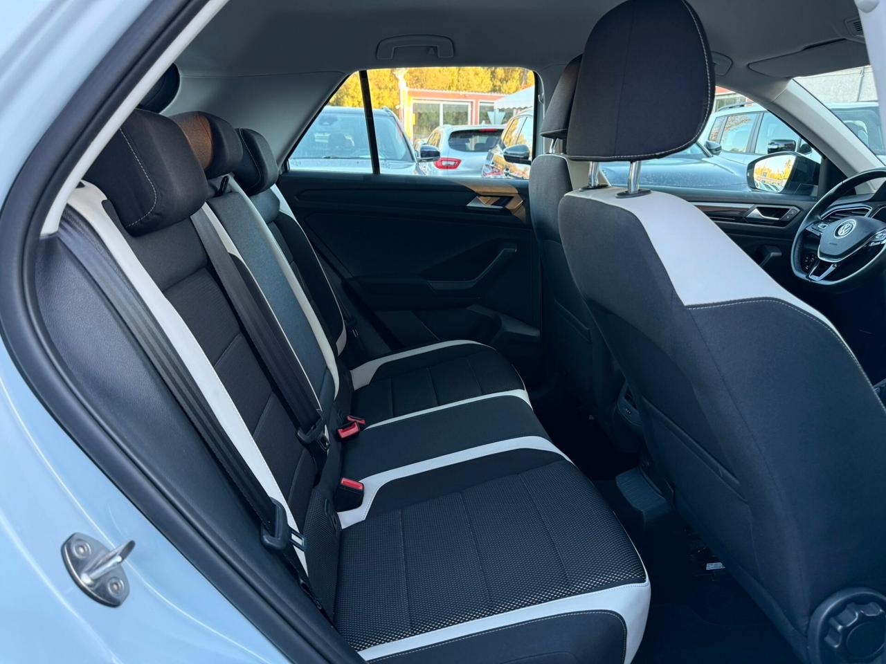 Volkswagen T-Roc 1.6 TDI 116CV Advanced - 2020