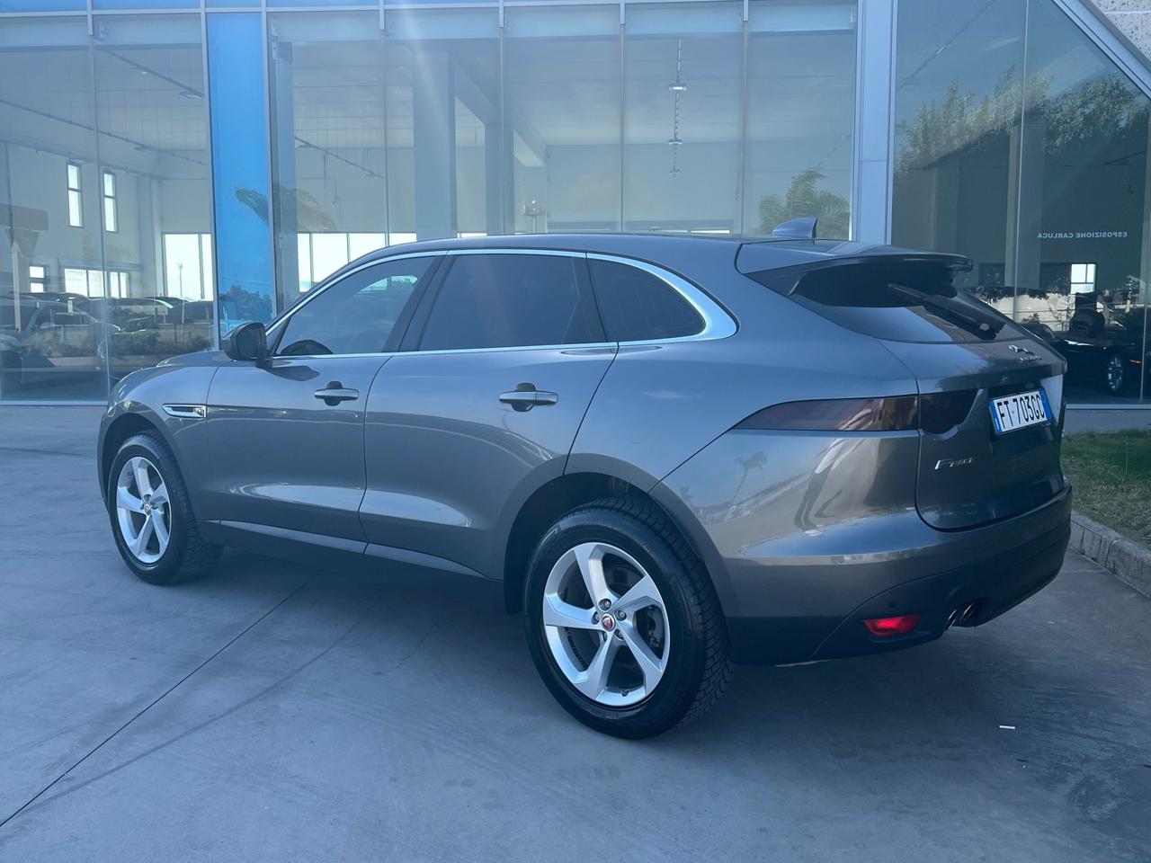 Jaguar F-Pace 2.0 D 180 CV AWD aut. Prestige