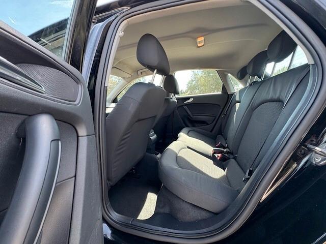 Audi A1 1.6 TDI 90cv sportback Attraction