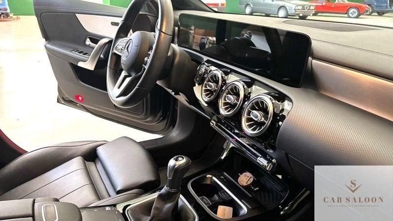 Mercedes-Benz CLA S.Brake CLA 180 Shooting Brake Premium - COME NUOVA!
