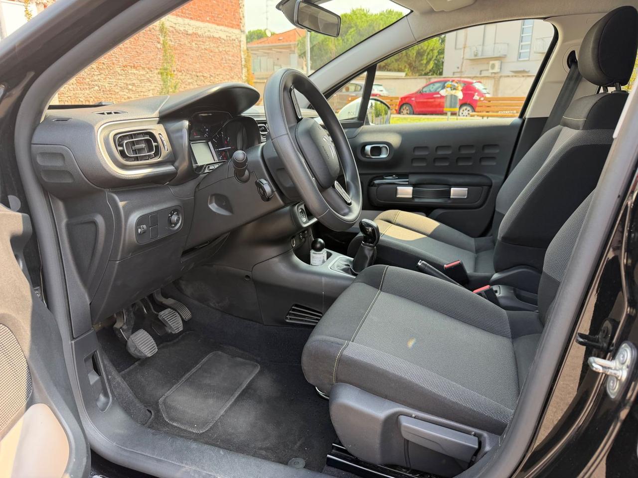 Citroen C3 1.2 Pure Tech 82 Shine #11932