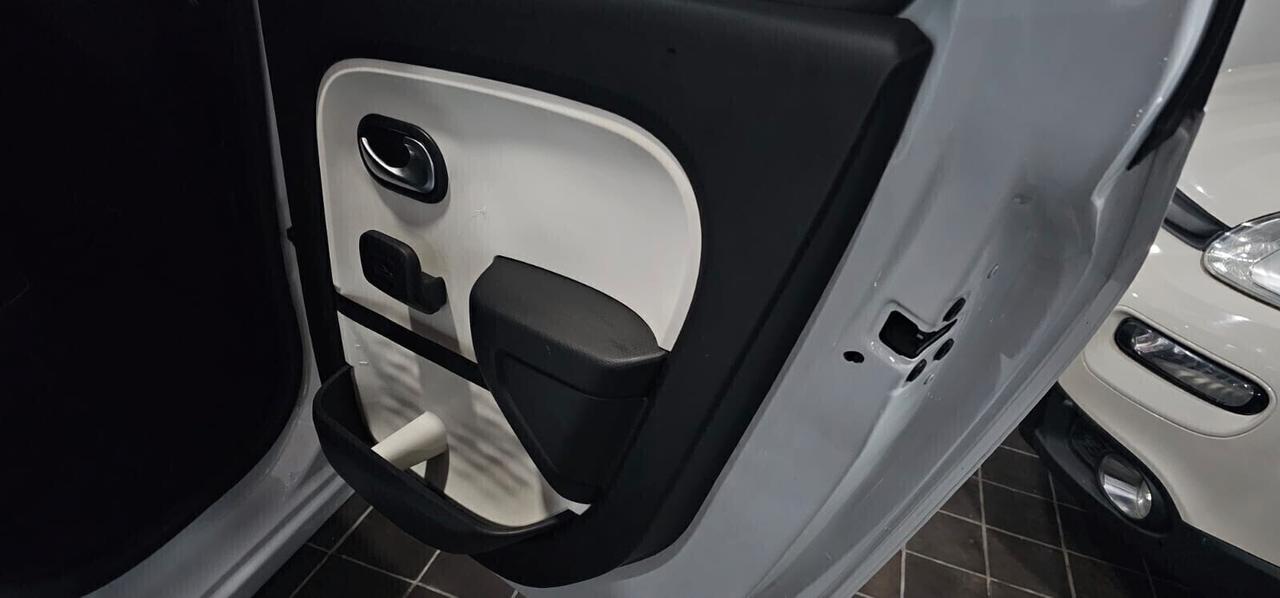 NUOVA RENAULT TWINGO INTENS TCe 0.9 BENZ 92CV
