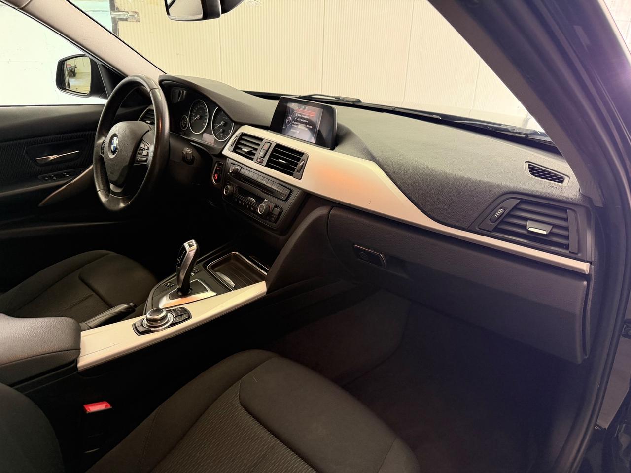 Bmw 320 320d xDrive Touring Business aut.