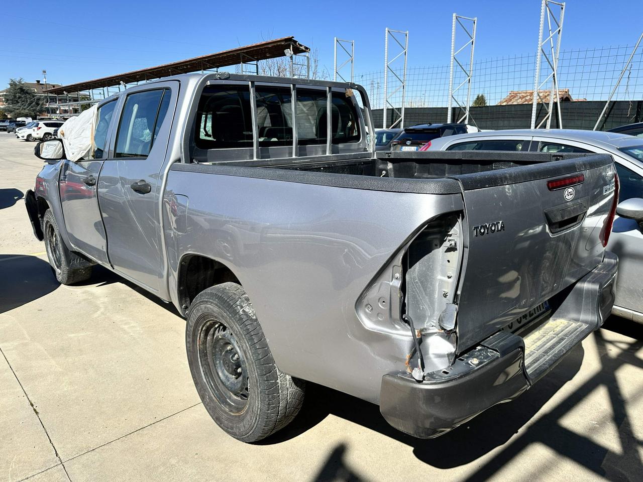 Toyota Hilux 2.4 d-4d 4x2 Hilux my16