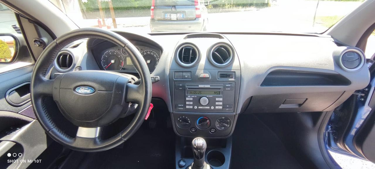 Ford Fiesta 1.2 16V 3p. Clever