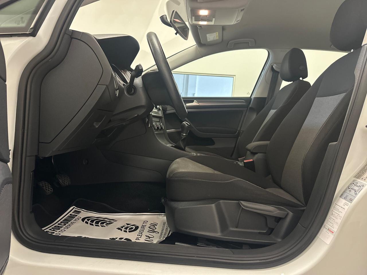 Volkswagen Golf 1.6 TDI 90 CV 5p. Trendline NEOPATENTATI