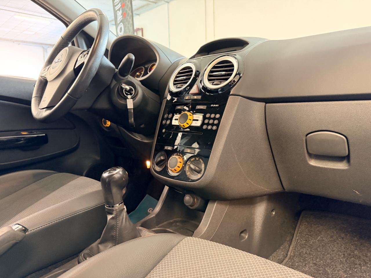 Opel Corsa 1.2 80CV 5 porte GPL-TECH Enjoy