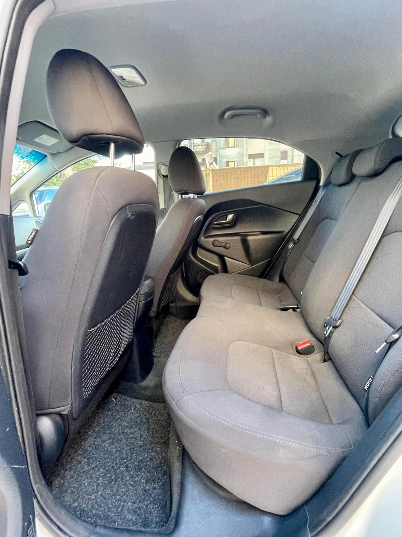 Kia Rio 1.4 CRDi Tagliandata NEOPATENTATI