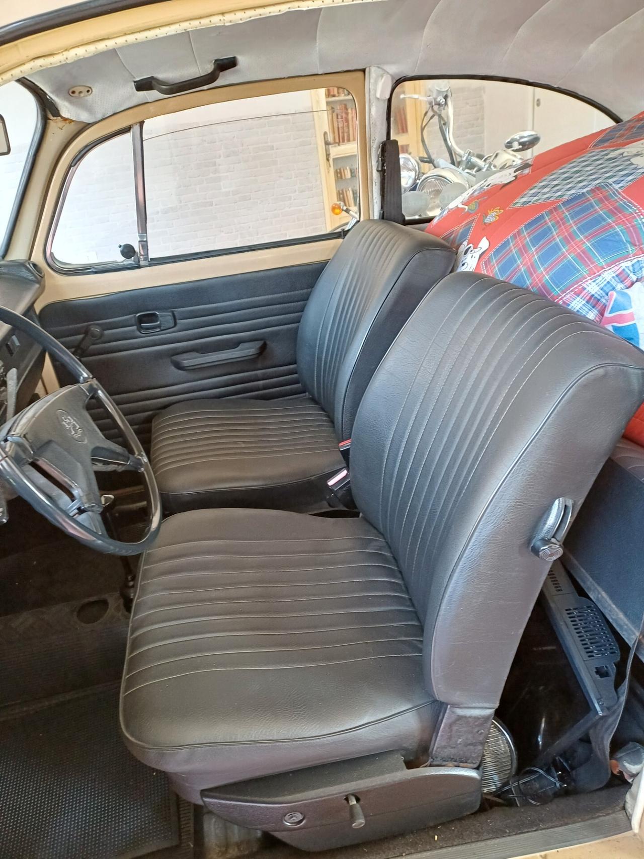 Volkswagen Maggiolino 1200cc. Benzina